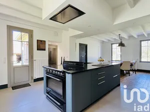 Domain in Le Barp (33114)