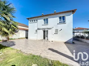 Traditional house at Aureilhan (65800)