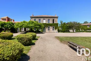 Mansion at Puyravault (17700)