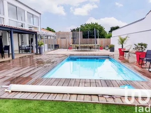 Traditional house at SAINT-XANDRE (17138)