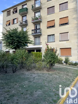 Appartement à VILLETANEUSE (93430)