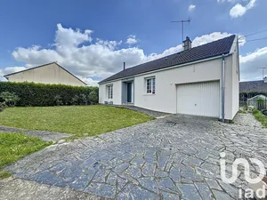 Detached at L'Huisserie (53970)
