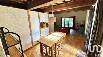 Traditional house at Saint-Restitut (26130) — 11/30