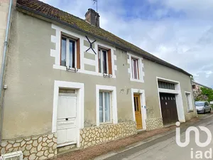 Maison de village à Fontenoy (89520)
