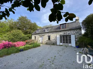 Maison de campagne à Laz (29520)