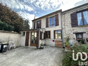Maison de ville à Dourdan (91410)