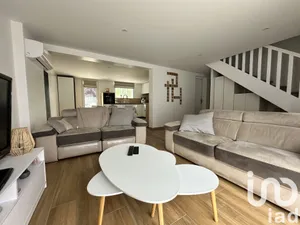 Traditional house at Monts (37260)