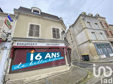 Village house at Ancy-le-Franc (89160)