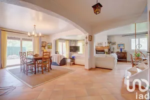 Maison traditionnelle à LA ROQUETTE SUR SIAGNE (06550)