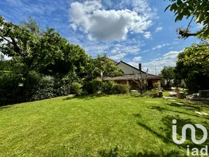 Detached house at Longpont-sur-Orge (91310)