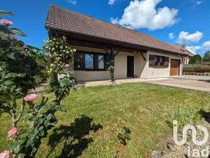 Detached house at MOULINS-ENGILBERT (58290)