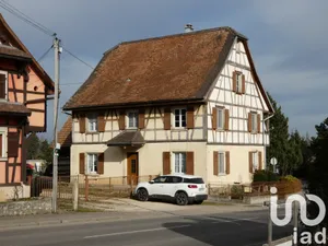 Traditional house at Folgensbourg (68220)