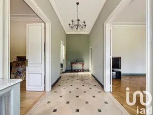 Mansion at Le Bouscat (33110)