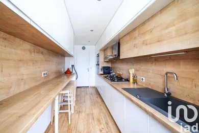 Apartment in Meudon (92360)