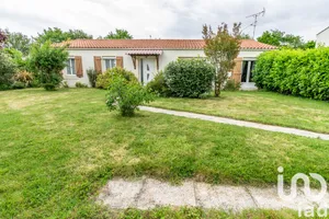 Maison traditionnelle à BELLEVIGNY (85170)