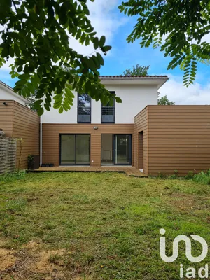 House in Pessac (33600)