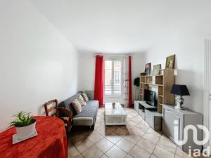 Apartment at Montrouge (92120)