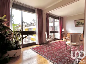 Apartment in Fontenay-le-Fleury (78330)