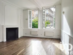 Appartement à TROYES (10000)