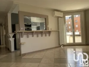 Appartement à Évry (91000)