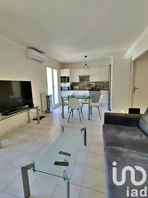 Apartment at ROQUEBRUNE-CAP-MARTIN (06190)