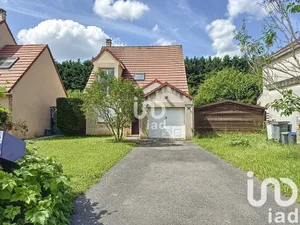 Maison traditionnelle à SAINT-PIERRE-DU-PERRAY (91280)