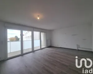 Apartment at Reims (51100)