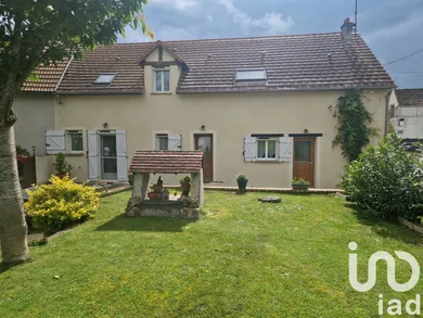 Maison de ville à Nargis (45210)