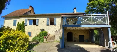 Maison traditionnelle à Bétaille (46110)