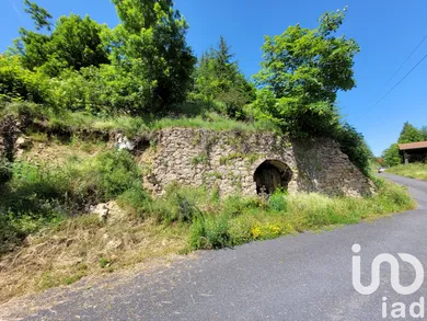 Terrain à bâtir à Le Cheylard (07160) — 5/8