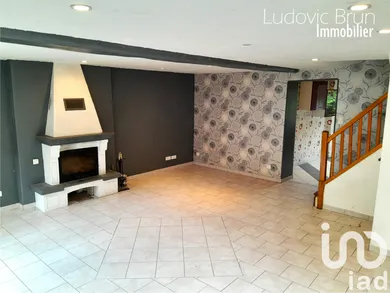 Village house at Lainsecq (89520)