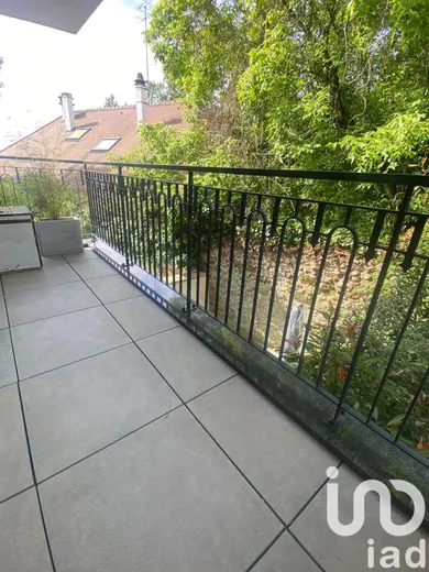Apartment at Villecresnes (94440)