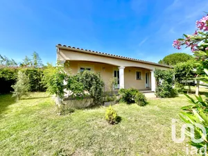 Traditional house at Saint-Quentin-la-Poterie (30700)