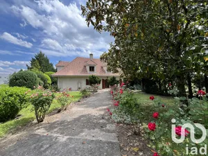 Maison traditionnelle à Le Vernet (03200)