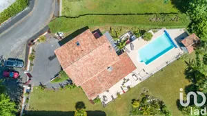 Maison traditionnelle à mouguerre (64990)