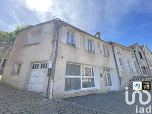Building at Tonnerre (89700)