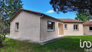 Traditional house at Bonson (42160)