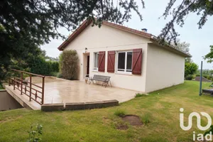 Maison traditionnelle à Tignieu-Jameyzieu (38230)