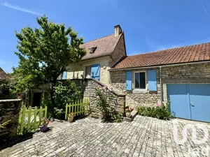 Traditional house at Soulomès (46240)