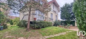 Traditional house at Taverny (95150)