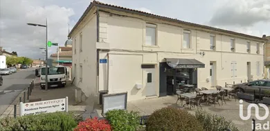 Building at Ludon-Médoc (33290)