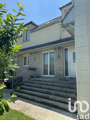 House at Jaulnes (77480)