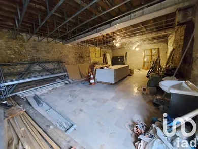 Maison à Ville-Saint-Jacques (77130)