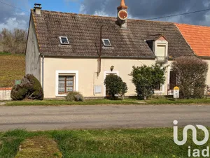 Maison de village à Meillant (18200)