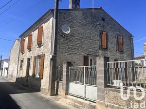 Townhouse at Ardillières (17290)