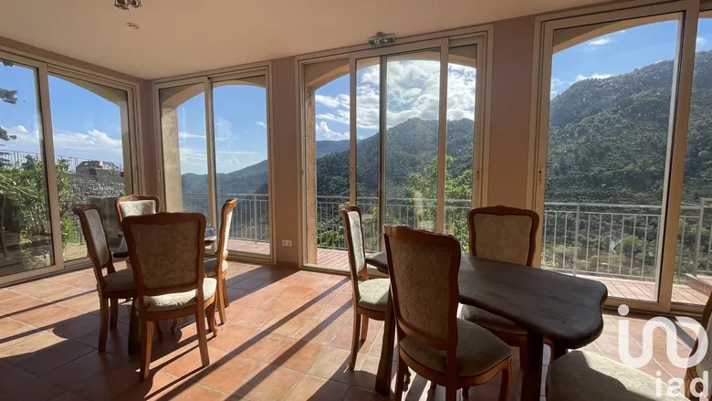 Immeuble 475 m² · à Sainte-Agnès · 475 m² · 1 360 000 €