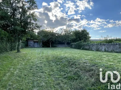 Terrain à bâtir à Celles-sur-Belle (79370)