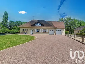 House at Cosne-d'Allier (03430)
