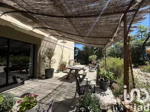Maison traditionnelle à Peypin-d'Aigues (84240)