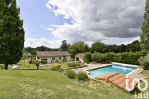 House at Saint-Ybars (09210)